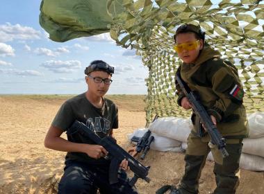 Центр «ВОИН» устроил битву в пустыне