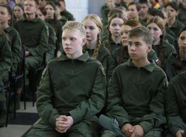 Известные кикбоксеры провели мастер-класс для чувашских курсантов