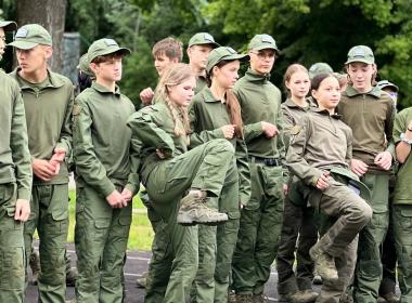 Известные кикбоксеры провели мастер-класс для чувашских курсантов