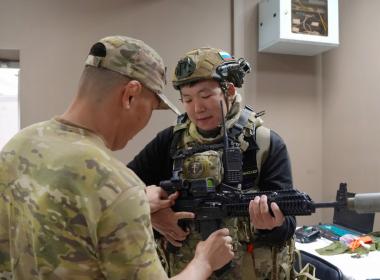 Центр «ВОИН» в Бурятии провел военно-патриотическую игру «Зарница» на Байкальском молодежном форуме