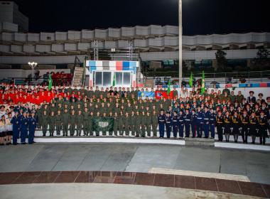 Директор Центра «ВОИН» Дмитрий Шевченко открыл вторую смену «Время юных героев» на базе ВДЦ «Океан» во Владивостоке