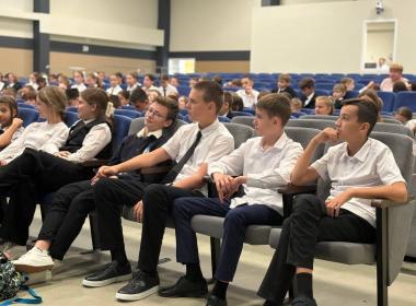 В волгоградской школе для шестиклассников прошла встреча с представителем Центра «ВОИН»