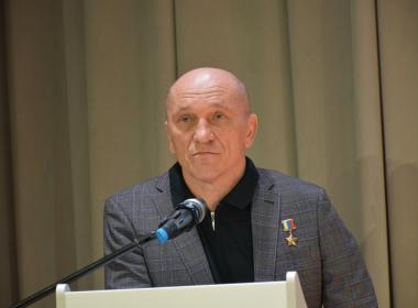 Белгородские курсанты встретились с героями ВДВ