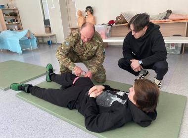 Инструкторы Центра «ВОИН» провели мастер-класс для хабаровских школьников